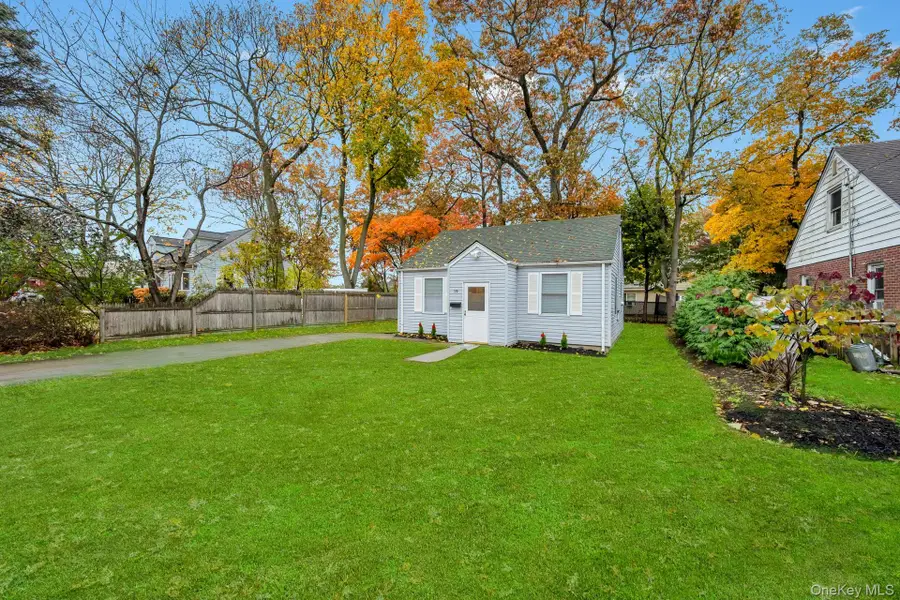 19 Admiral Street, Port Jefferson Station, NY 11776 - Image #3