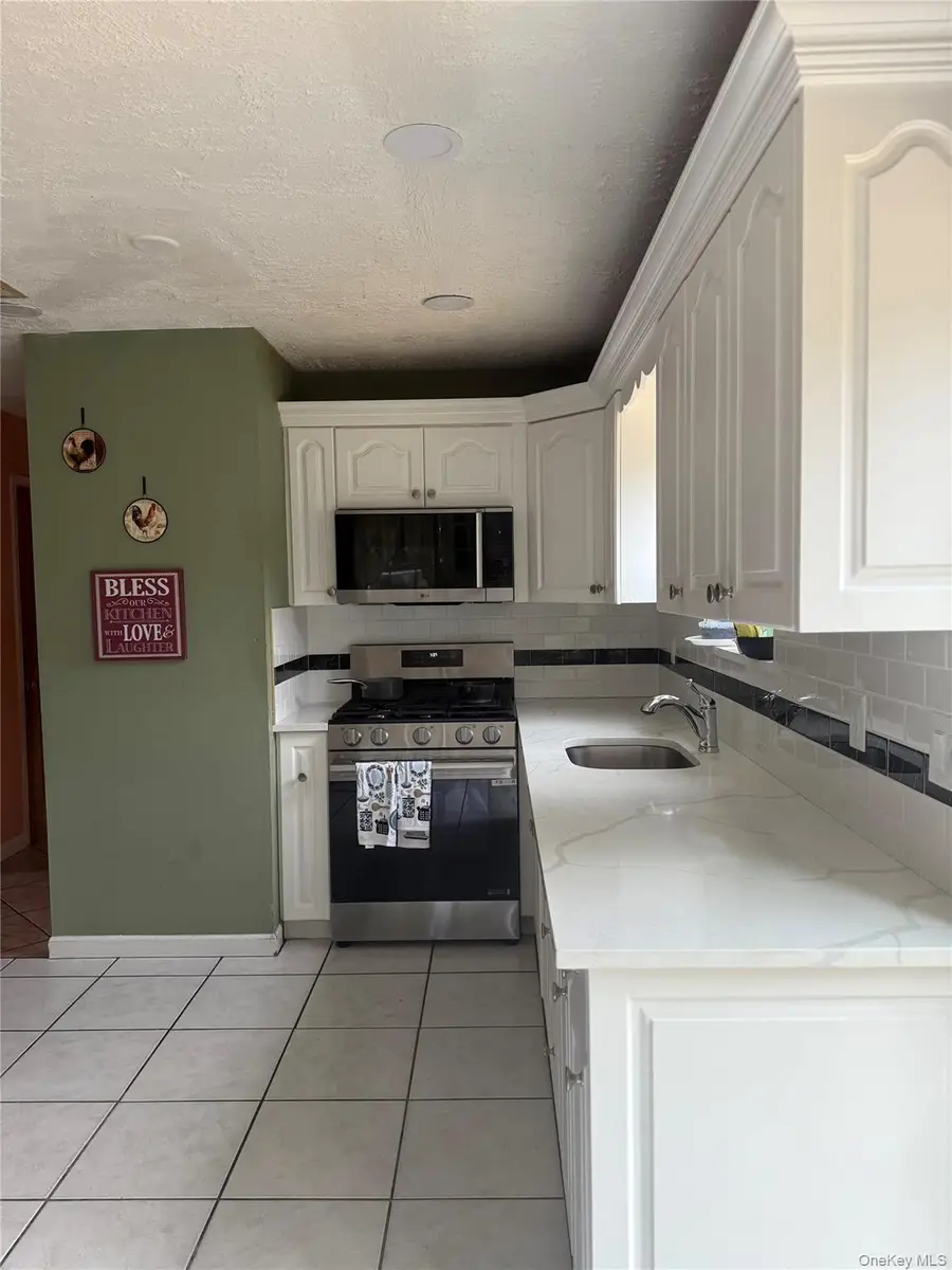 2 Cherry Street, Central Islip, NY 11722 - Image #3