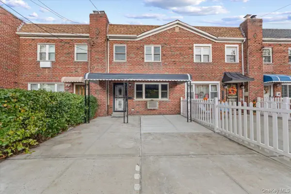 1176 Fairfax Avenue, Bronx, NY 10465