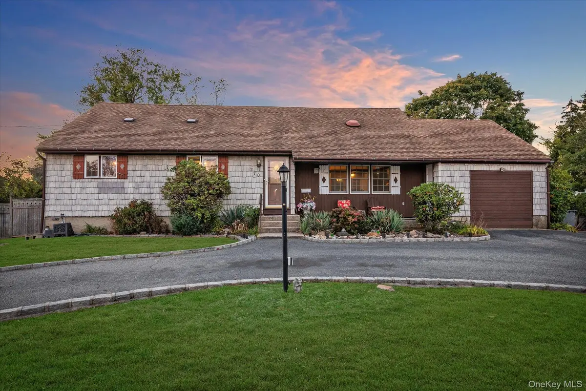 270 Smith Avenue, Islip, NY 11751 - Image #1