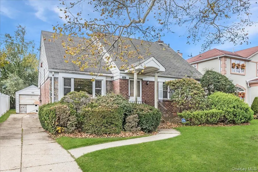 1683 Stewart Avenue, New Hyde Park, NY 11040 - Image #2