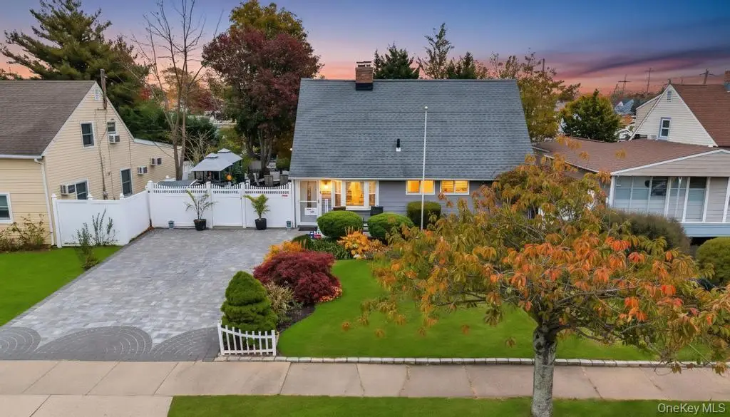 101 Constellation Road, Levittown, NY 11756 - Image #1