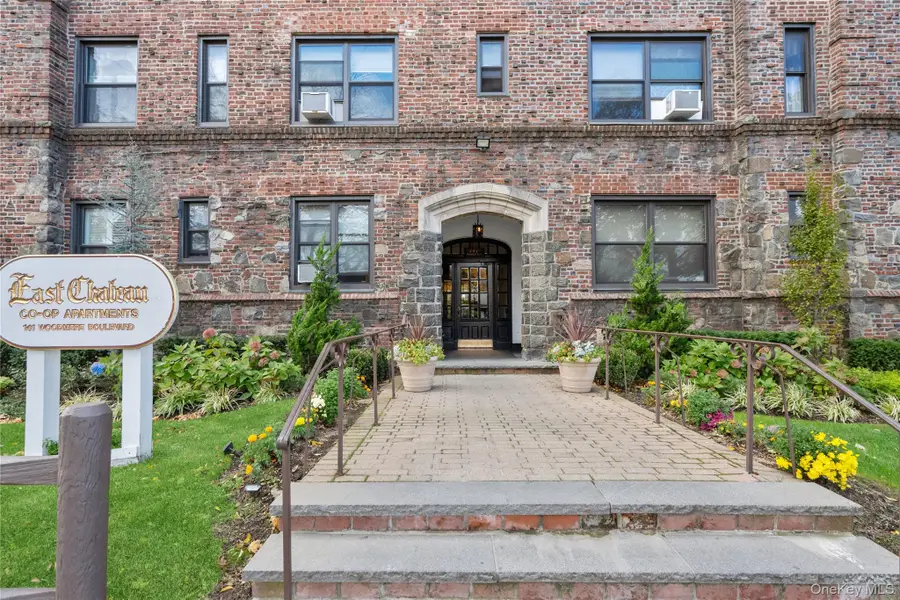 141 Woodmere Boulevard #5C, Woodmere, NY 11598 - Image #2