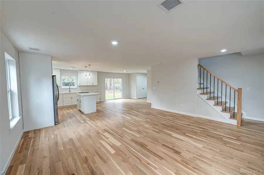 370 Canal Road, Port Jefferson Station, NY 11776 - Image #2