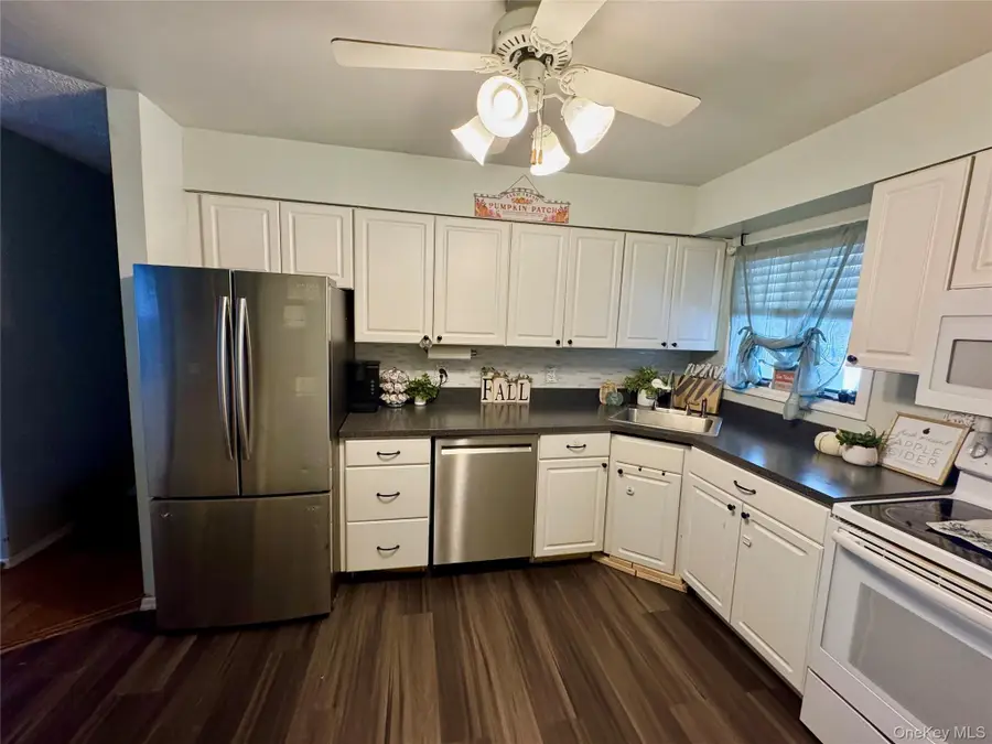 99 Grand Avenue, Shirley, NY 11967 - Image #2