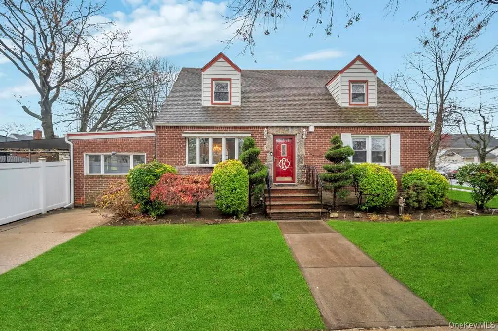 8303 261st Street, Floral Park, NY 11004 - Image #1