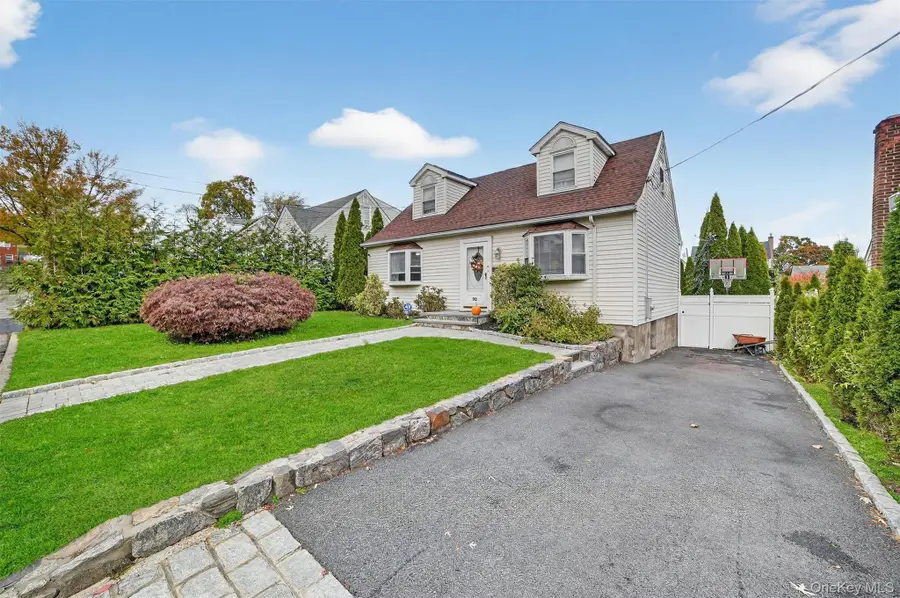 92 Westerly Street, Yonkers, NY 10704 - Image #3