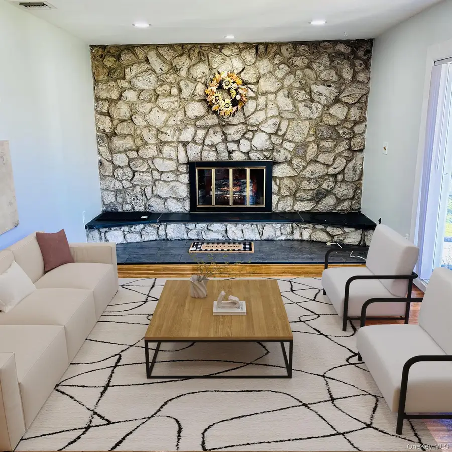 1483 4th Street, West Babylon, NY 11704 - Image #3