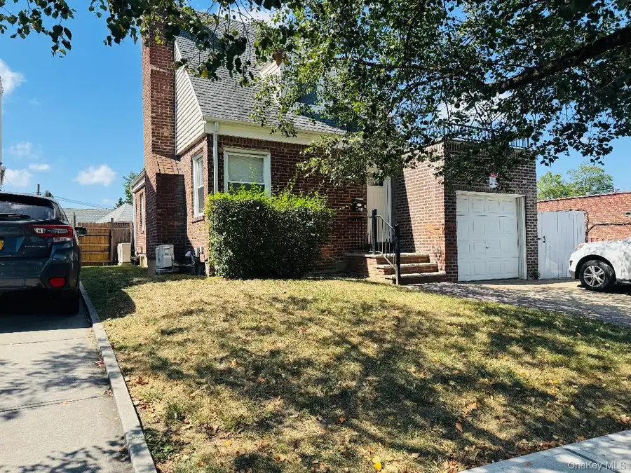 8012 188th Street, Fresh Meadows, NY 11423 - Image #2