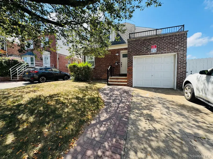 8012 188th Street, Fresh Meadows, NY 11423 - Image #3