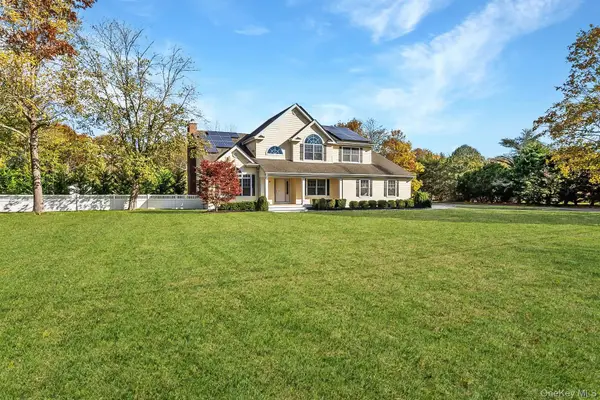 39 E Culver Lane, East Moriches, NY 11940