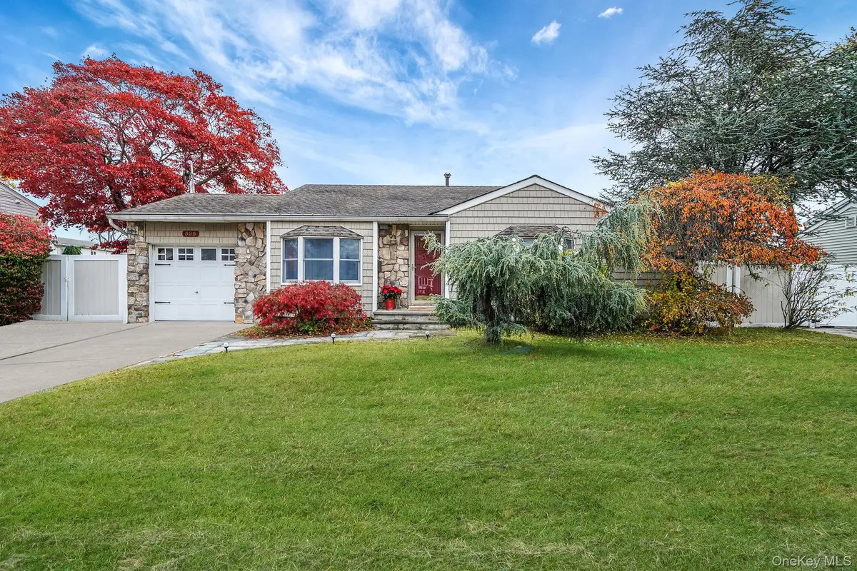 325 W 16th Street, Deer Park, NY 11729 - Image #1