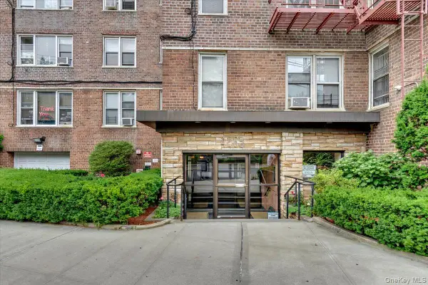4265 Webster Ave. #5C, Bronx, NY 10470
