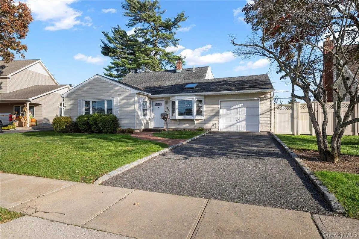 126 Swan Lane, Levittown, NY 11756 - Image #1