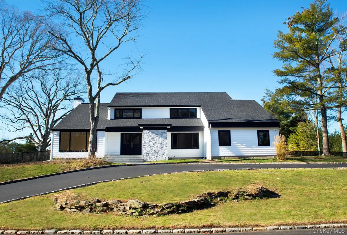 6 Clearmeadow Court, Woodbury, NY 11797 - Image #1