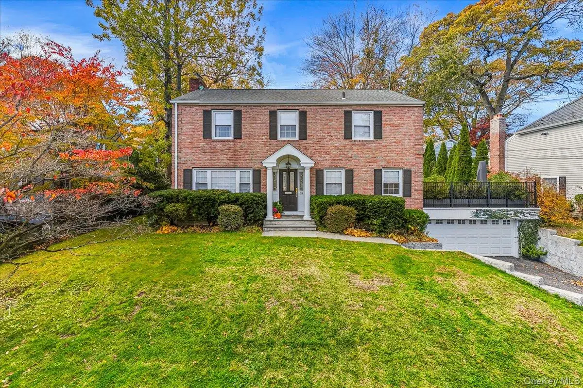 53 Stuart Place, Manhasset, NY 11030 - Image #1