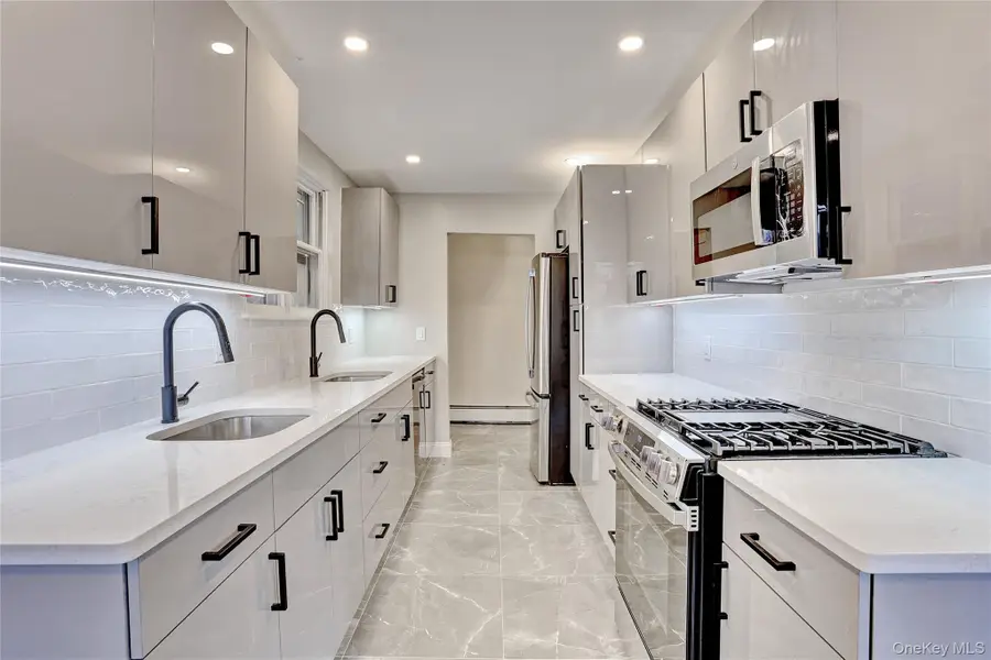 210 Kearsing Parkway #A, Monsey, NY 10952 - Image #3