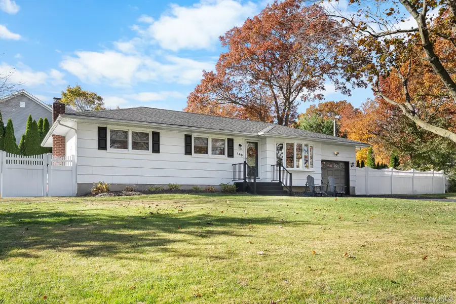 148 S Hillside Avenue, Nesconset, NY 11767 - Image #3