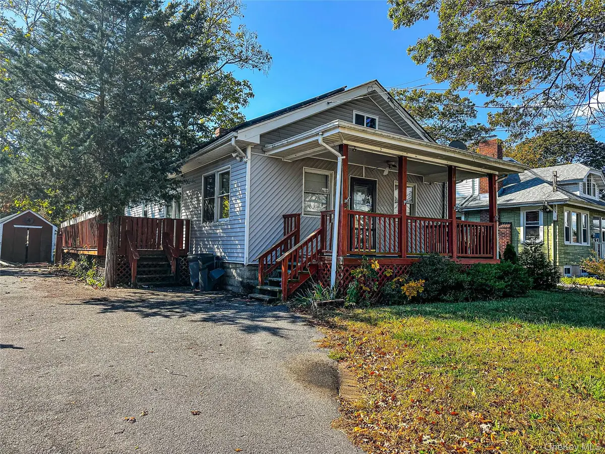 38 W Smith Street, Amityville, NY 11701 - Image #1