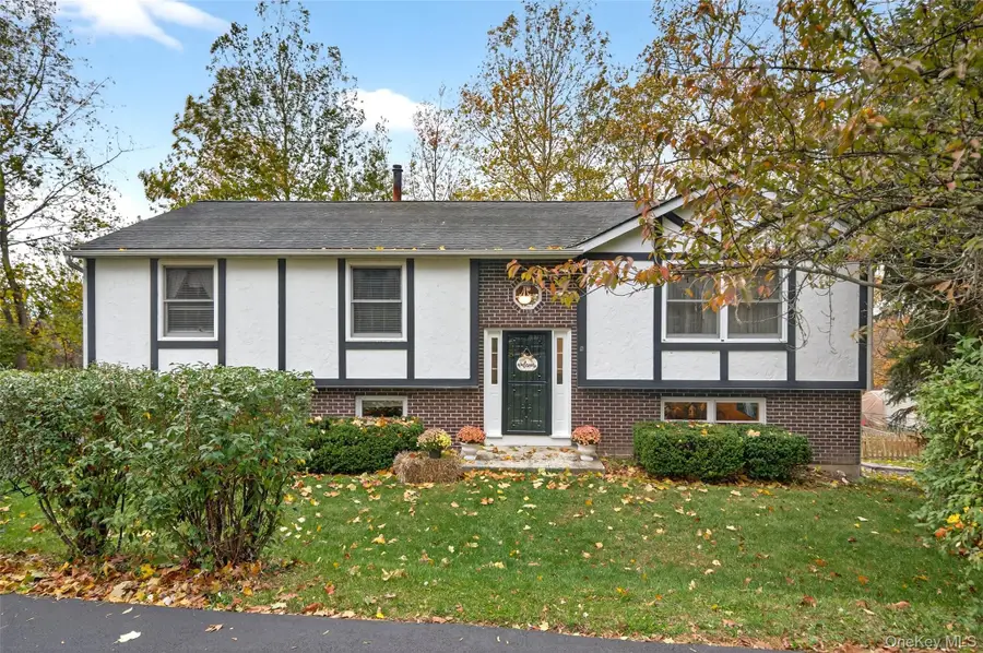 7 Colleen Lane, Wallkill, NY 12589 - #2