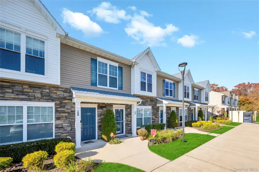 156 Ashley Court, Central Islip, NY 11722 - Image #2