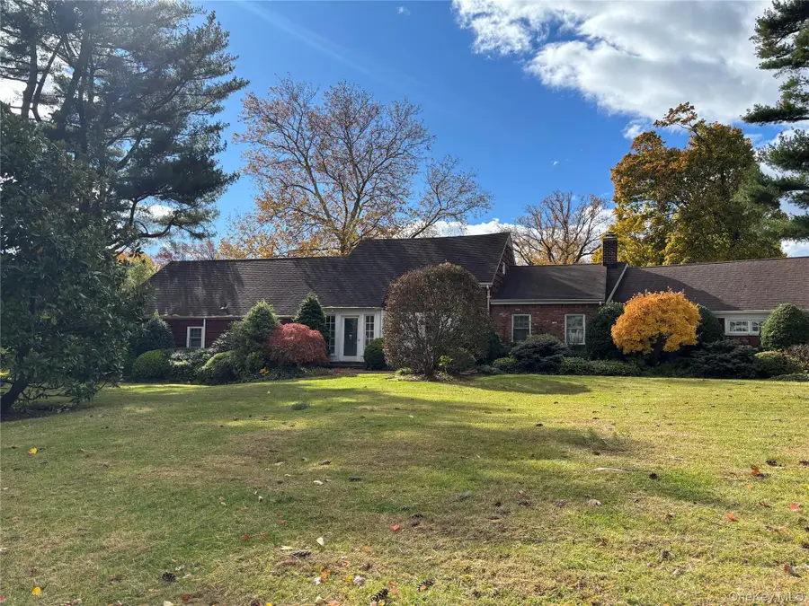 18 Lighthouse Road, Kings Point, NY 11024 - Image #3