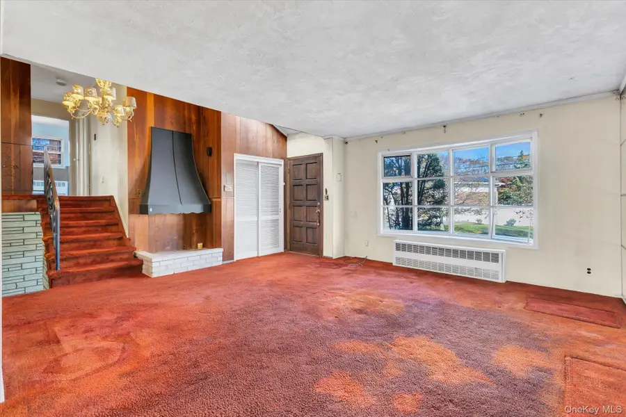 59 Lourae Drive, Massapequa Park, NY 11762 - Image #2