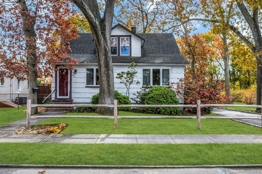 36 Roslyn Street, Islip Terrace, NY 11752 - Image #2