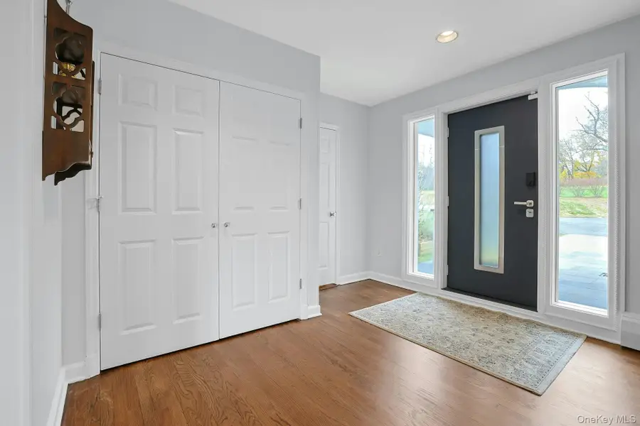 8 Creemer Road, Armonk, NY 10504 - Image #3