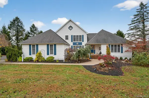 31 Almond Tree Lane, Warwick, NY 10990