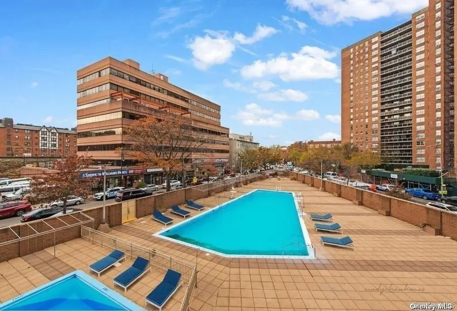 70-25 Yellowstone Blvd #1 Y, Forest Hills, NY 11375 - Image #3
