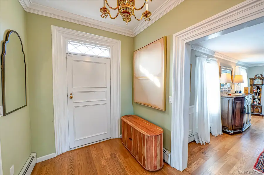 178 S Bayview Avenue, Amityville, NY 11701 - Image #2