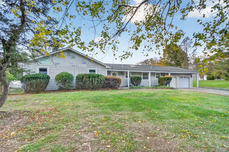 5 Julia Circle, East Setauket, NY 11733 - Image #3