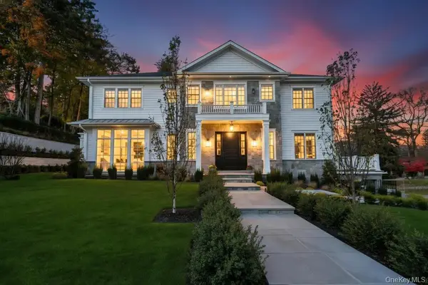 207 Mill Spring Road, Manhasset, NY 11030