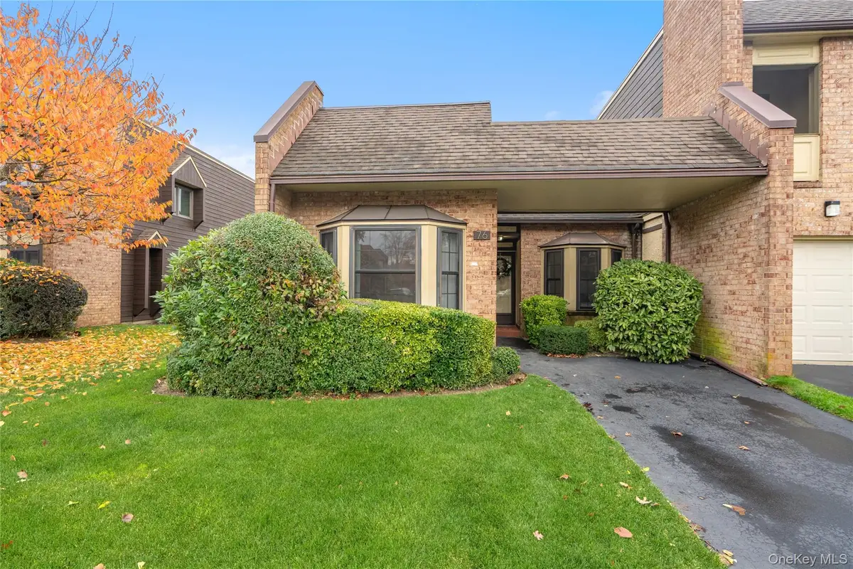 76 Southgate Circle, Massapequa Park, NY 11762 - Image #1