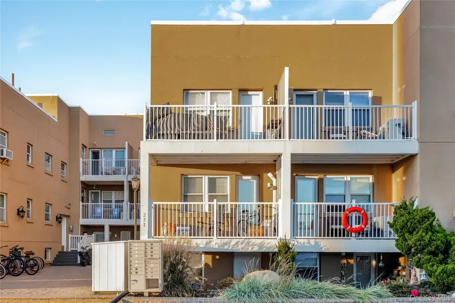 251 W Broadway #306, Long Beach, NY 11561 - Image #3