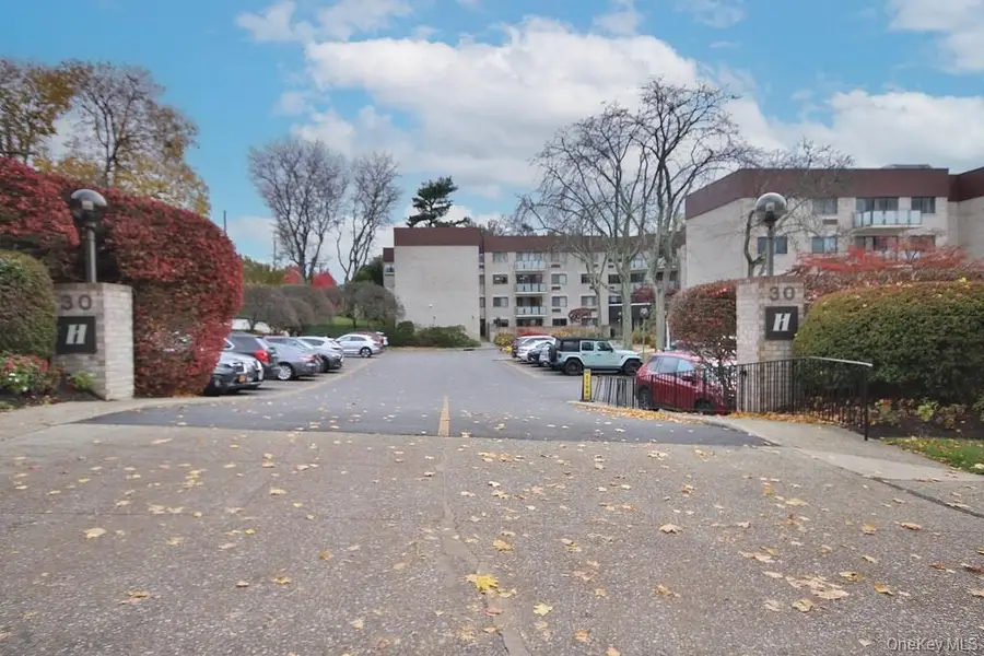 30 Greenridge Avenue #3G, White Plains, NY 10605 - Image #2