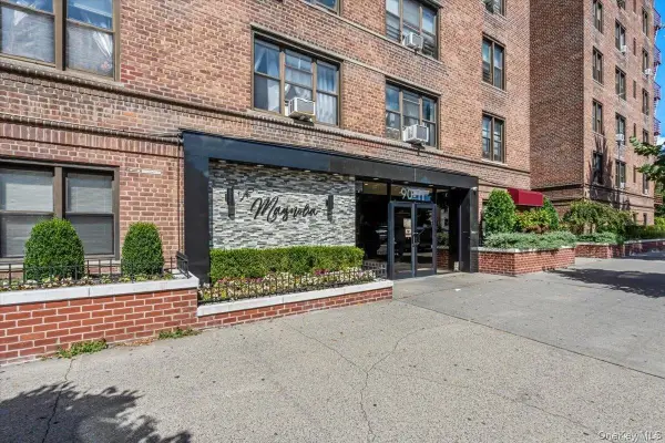 90-11 35 Avenue #1D, Jackson Heights, NY 11372