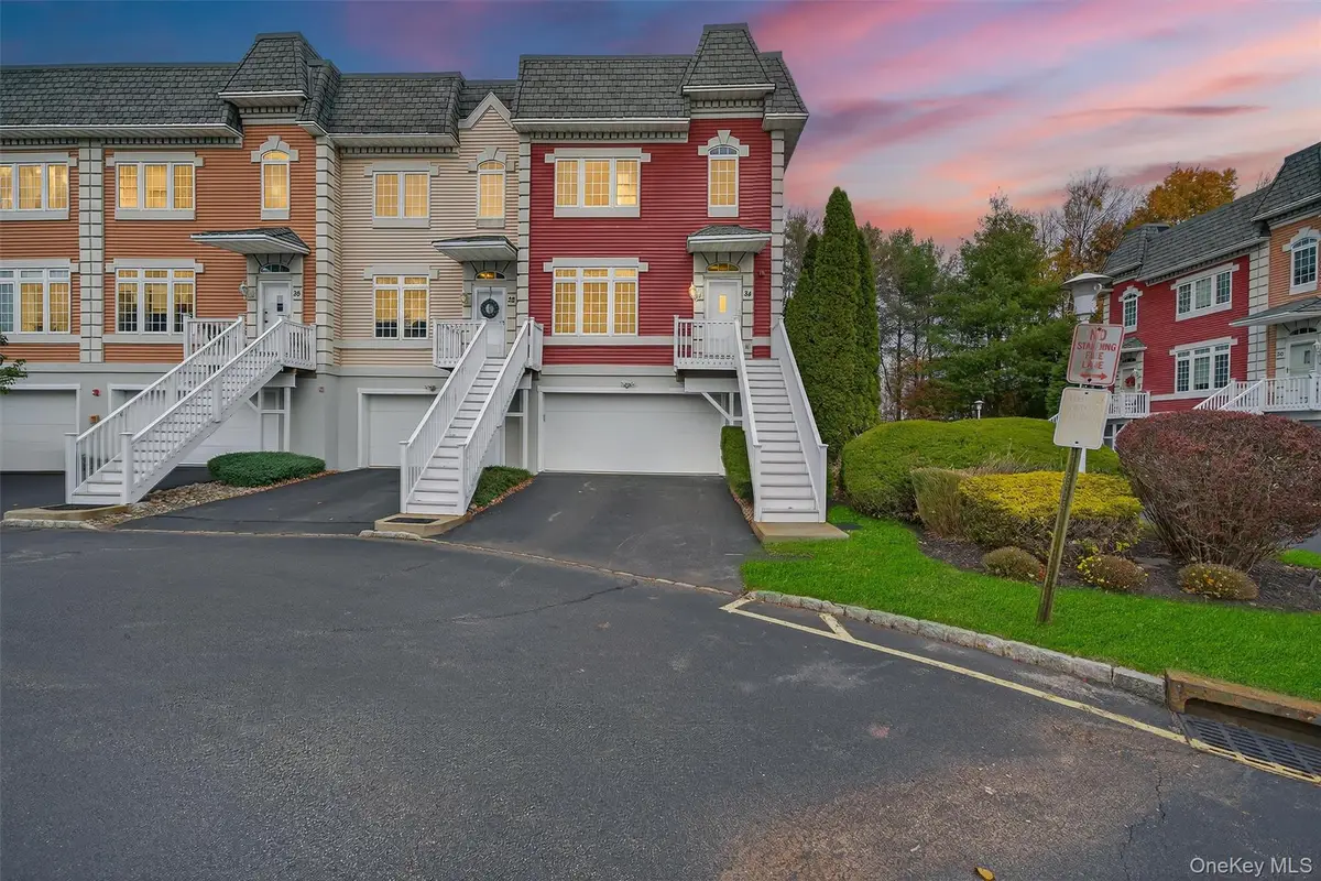 34 Alexander Court, Nanuet, NY 10954 - Image #1