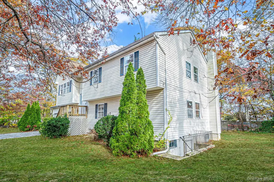 1 Wendy Drive, Farmingville, NY 11738 - Image #3