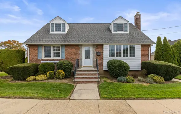 124 Kilburn Road S, Garden City South, NY 11530