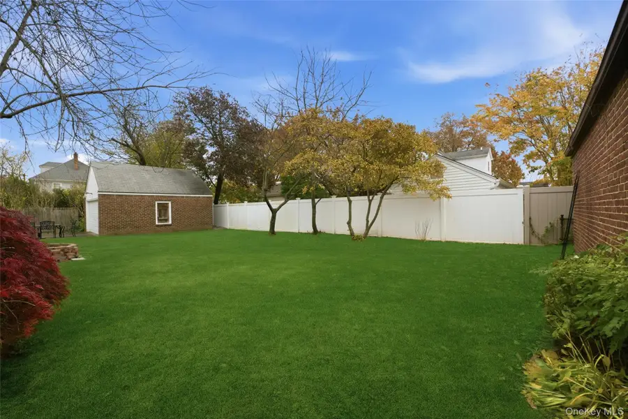 73 Sheridan Avenue, Williston Park, NY 11596 - Image #2