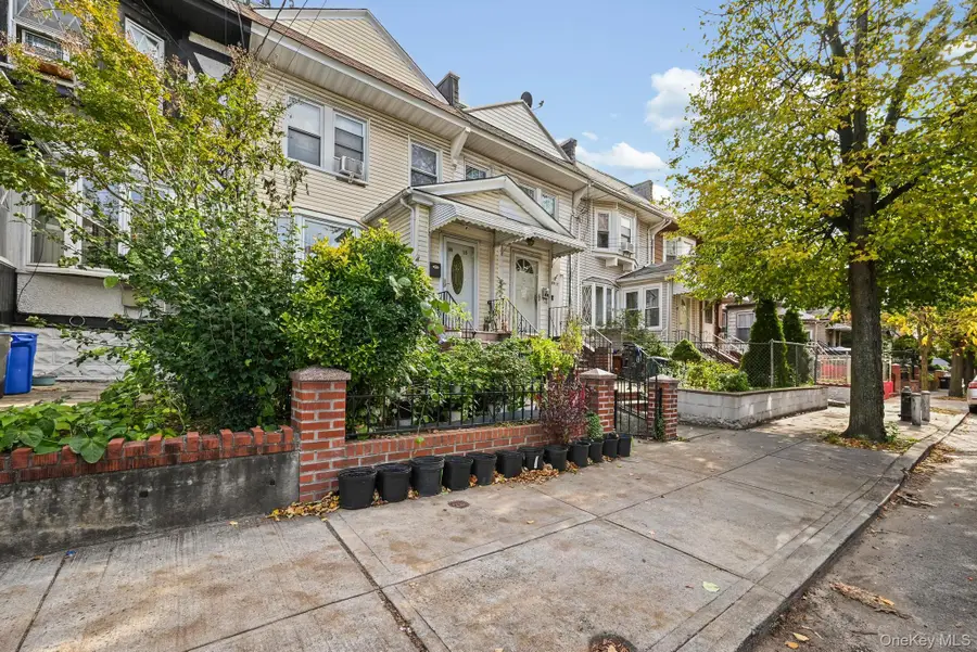 8915 88th Street, Woodhaven, NY 11421 - Image #2