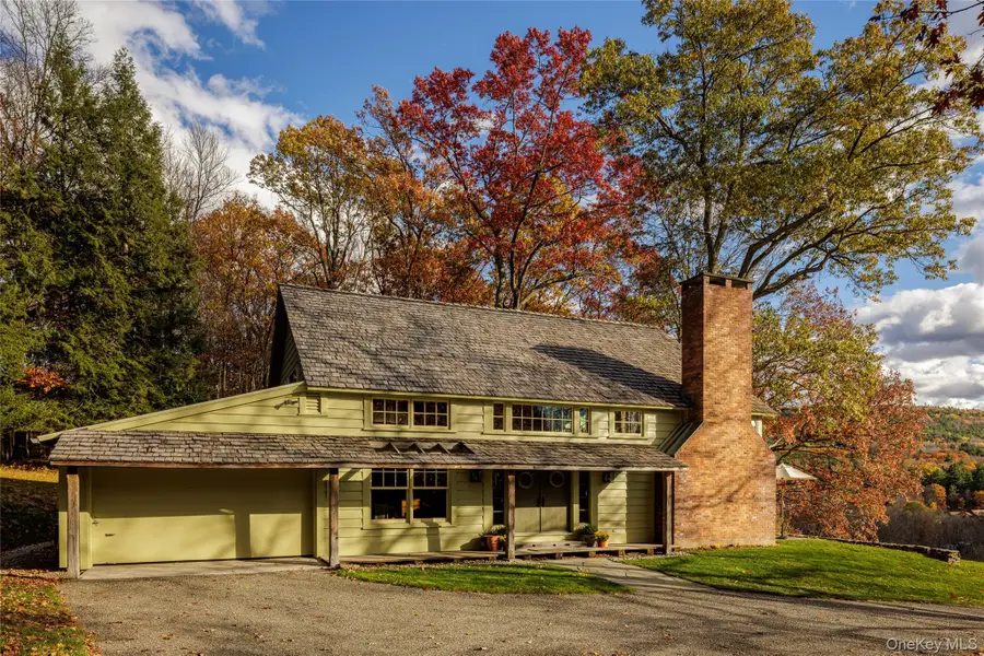 46 Lockrow Road, Troy, NY 12180 - Image #2