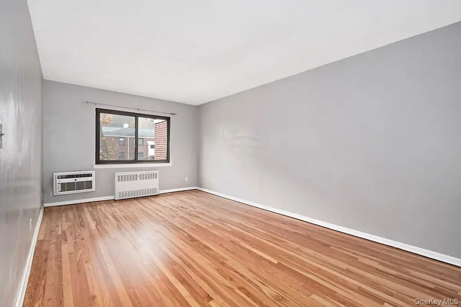 4 Lawrence Drive #C, White Plains, NY 10603 - Image #3