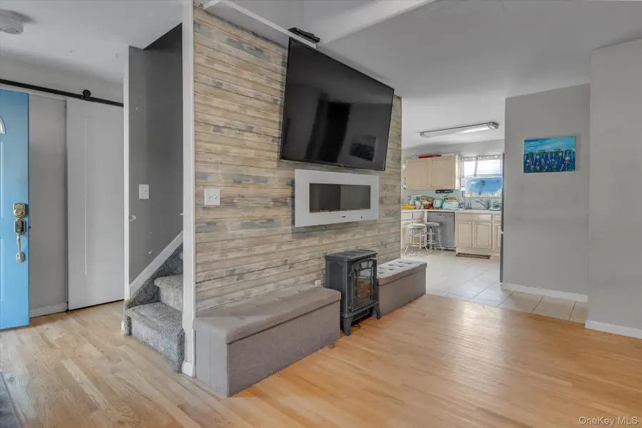 17 Ostend Circle, Shirley, NY 11967 - Image #3