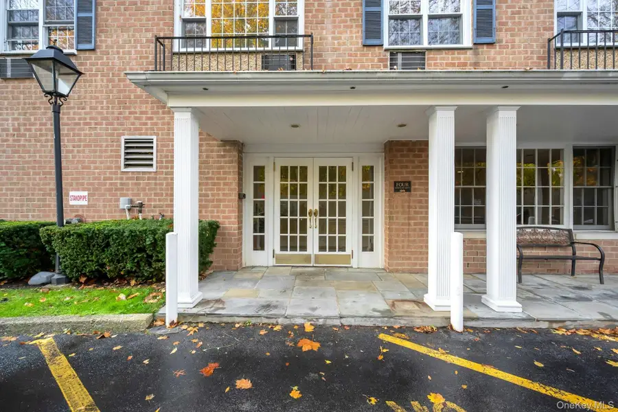 4 Consulate Drive #1B, Tuckahoe, NY 10707 - Image #2