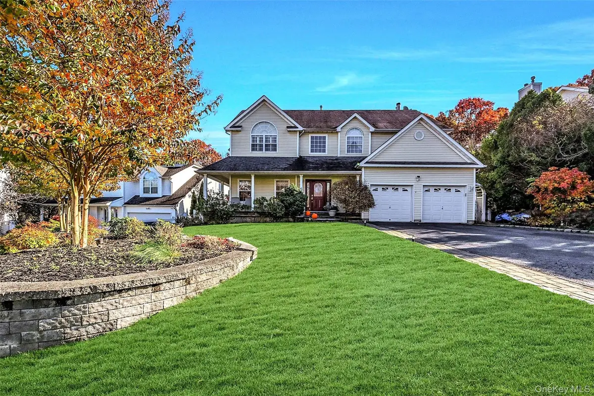 6 Laurel Crescent, Manorville, NY 11949 - Image #1