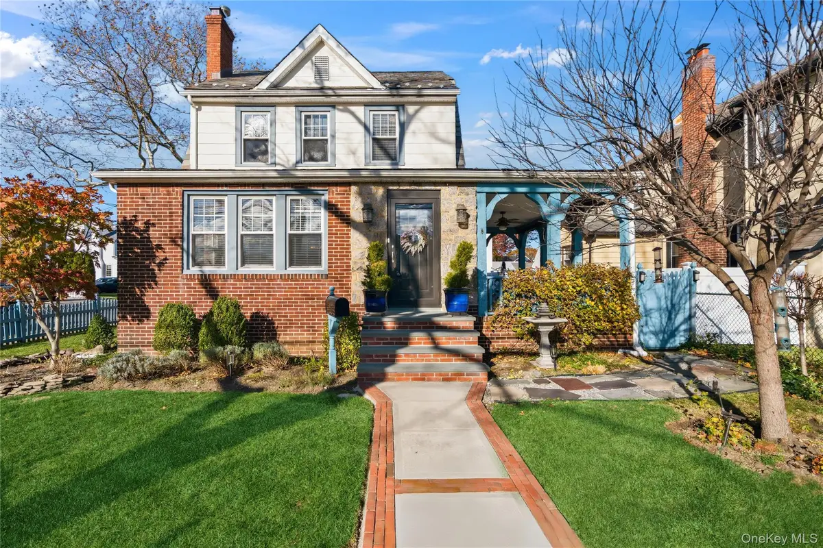 115 Wicks Lane, Malverne, NY 11565 - Image #1