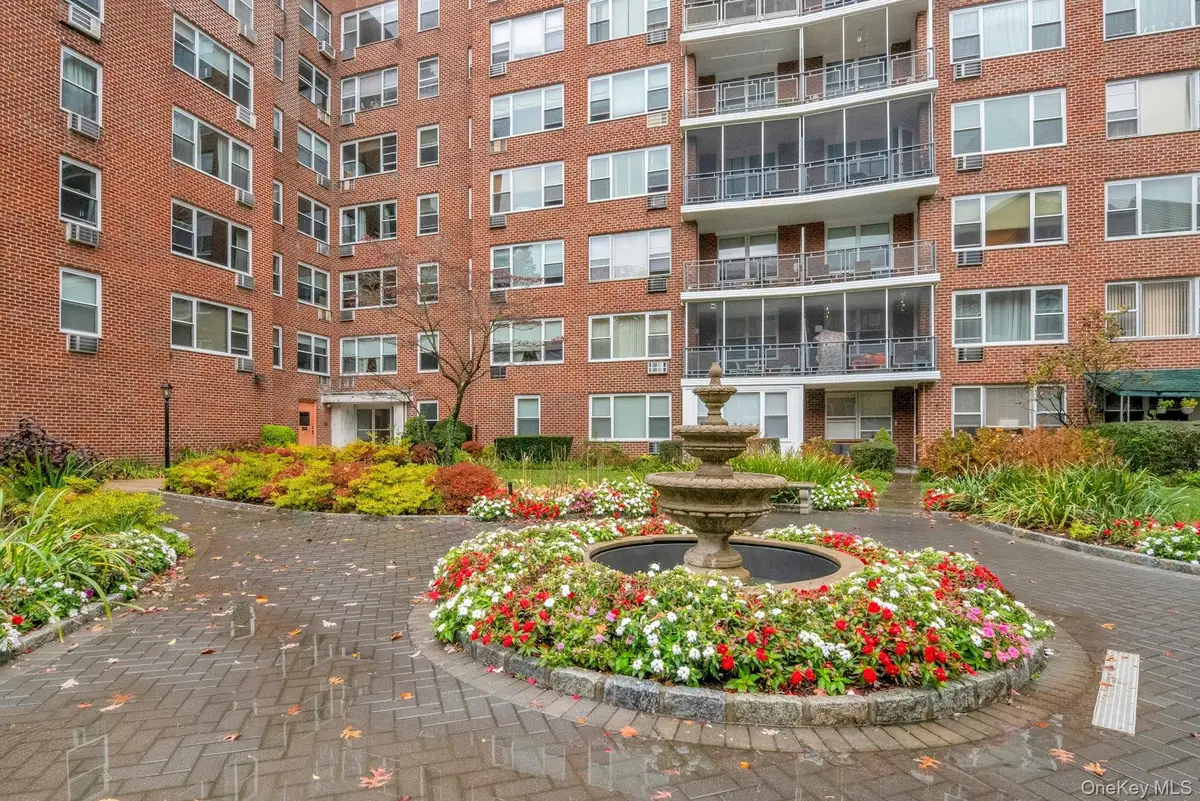 281 Garth Road #C3J, Scarsdale, NY 10583 - Image #1